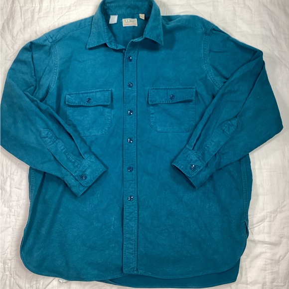 L.L. Bean Other - Vtg Men’s LL Bean USA Chamois Cloth Long Sleeve Button Up Shirt Teal Blue